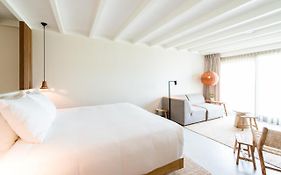Van Heeckeren Apartments & Suites Nes